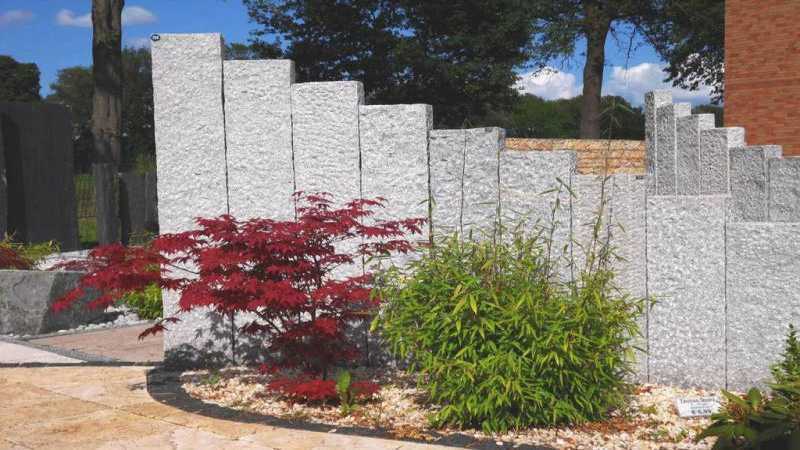 Stelen Grau - Granit 25x15x250-300 cm