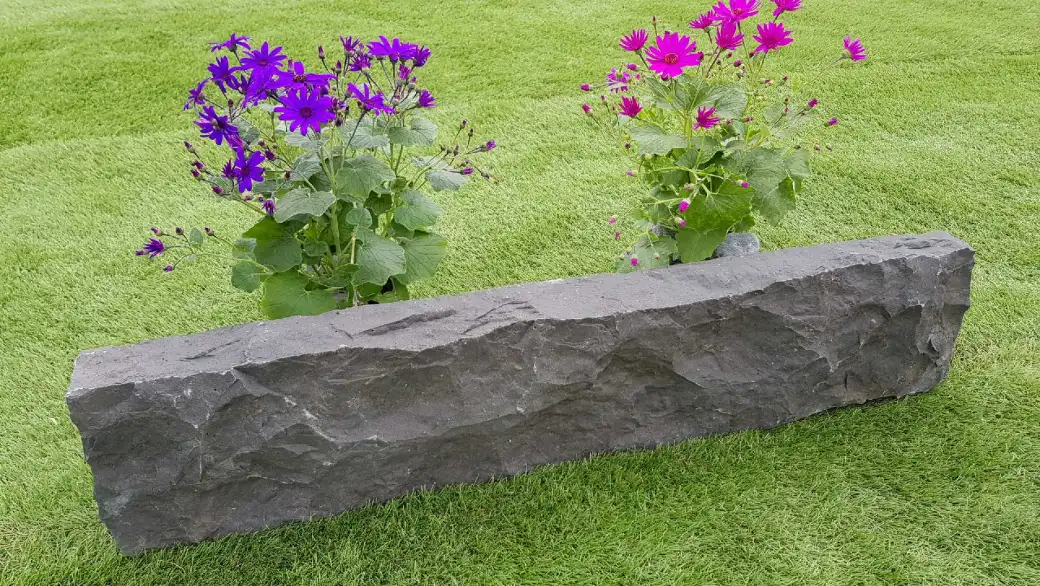 Rasenkanten Basalt Gespalten Rasenkanten Basalt Gespalten