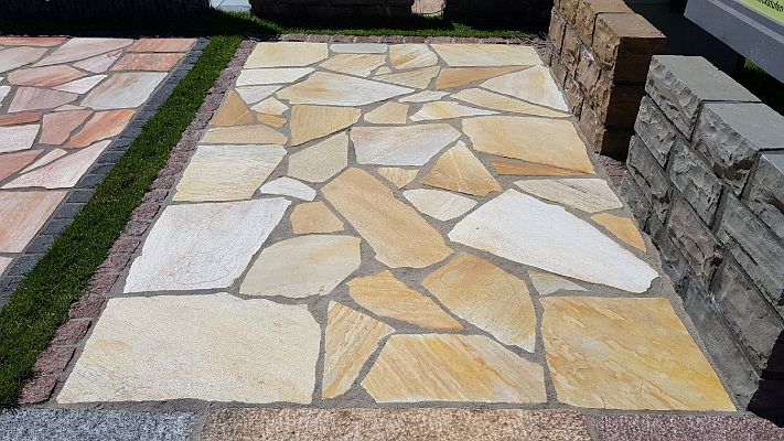 Antik Grau NATURSTEIN SANDSTEIN BRUCHSTEINPLATTEN GETROMMELT TERRASSE GEHWEG 