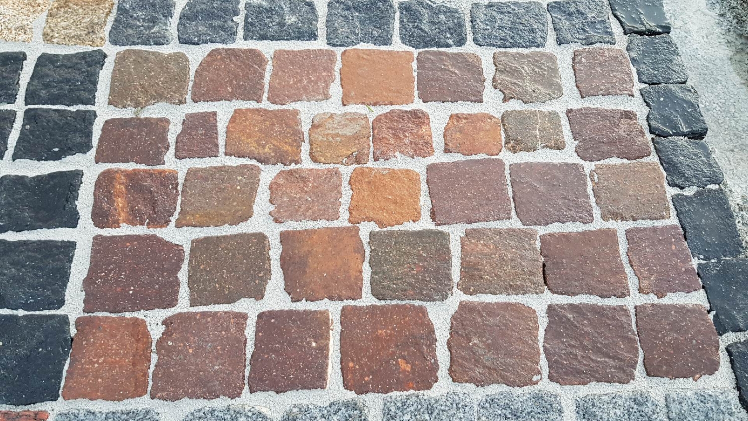 Mosaik Pflaster Porphyr Rot Braun 4 6 Cm Geostones Germany Natursteine Gmbh